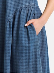 Simply Be Blue Gingham Collared Denim Midi Dress - Image 4 of 4