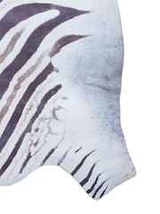 Think Rugs Black Faux Print Zebra Animal Print Rug - Image 5 of 6