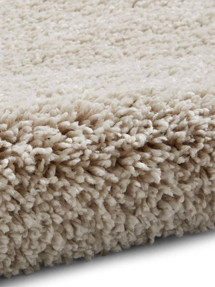 Think Rugs Cream Sierra 9000 Plain Shaggy Rug - Image 2 of 5 Think Rugs Cream Sierra 9000 Plain Shaggy Rug - Image 2 of 5