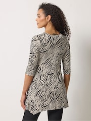 M&Co Black Zebra Print Hanky Hem Top - Image 3 of 5