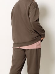 Yours Curve Pink Joggers Sweatshirt & T-Shirt Set 2 Pack - Image 5 of 6