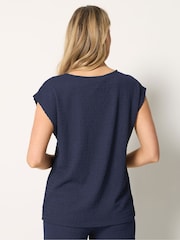 כחול  - Long Tall Sally חולצת טי עם מרקם בועות בשרוולים - תמונה 3 מתוך 5