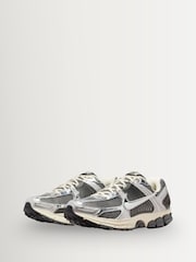 Nike Grey Zoom Vomero 5 Trainers - Image 2 of 10