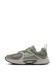 Nike Green Junior V5 Runner Trainers - Image 4 of 10