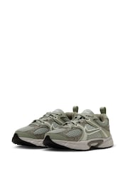 Nike Green Junior V5 Runner Trainers - Image 5 of 10