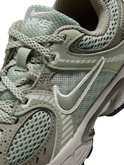 Nike Green Junior V5 Runner Trainers - Image 8 of 10