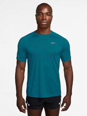 Jasna świerkowa zieleń - Koszulka do biegania Nike Dri-FIT Stride - Obraz 1 z 4