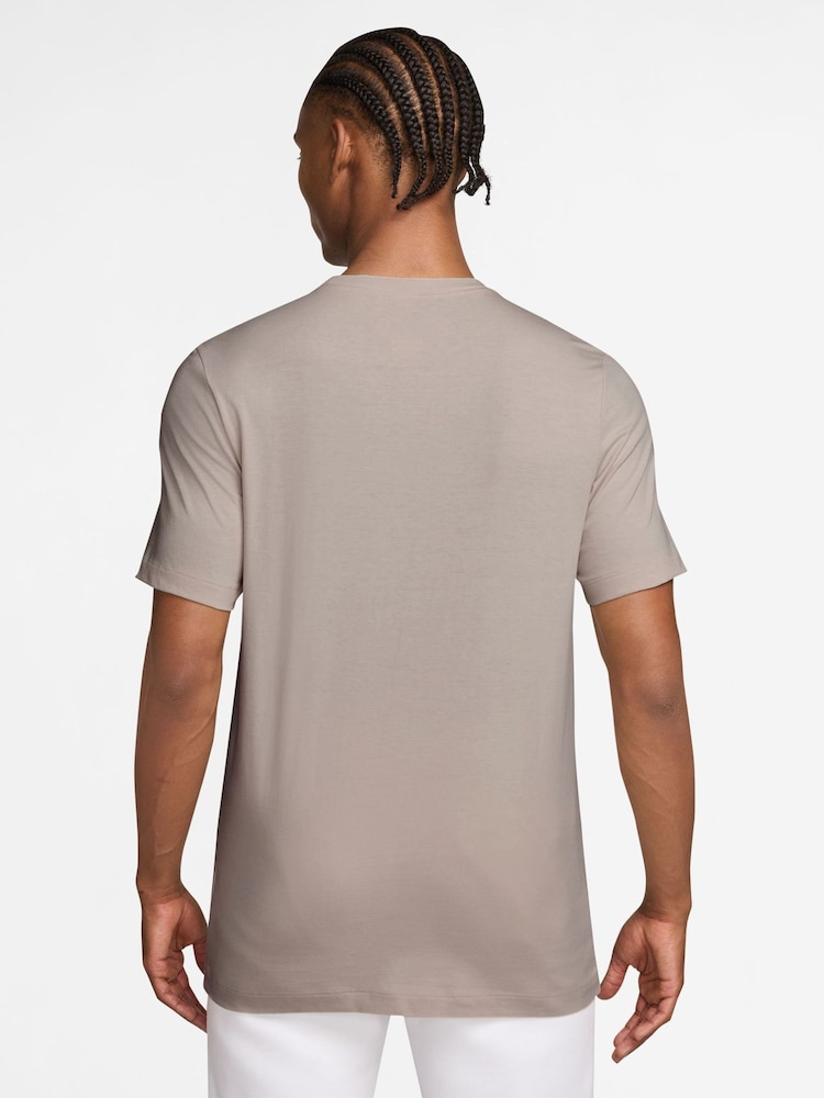 Nike Particle Grey Short Sleeve Club T-Shirt - Image 2 of 3