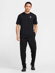 Nike Black Court Heritage Tennis T-Shirt - Image 4 of 5