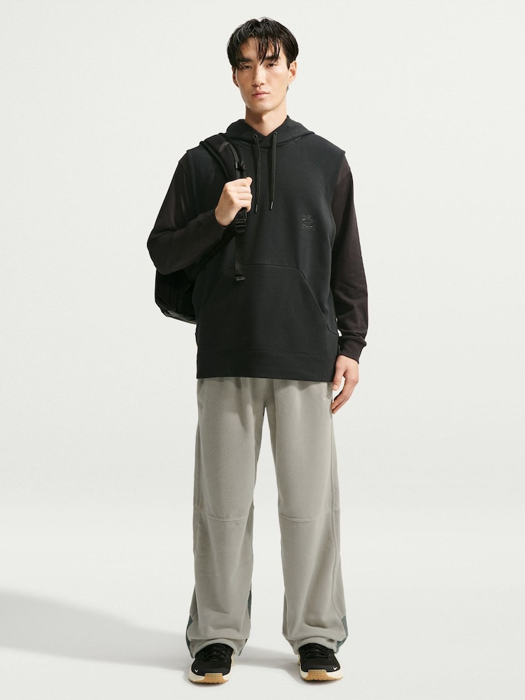 Nike Green Therma FIT Training Joggers - Image 1 of 6 Nike Green Therma FIT Training Joggers - Image 1 of 6