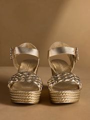 Russell & Bromley Austin Wedge Sandals - Imagen 3 de 7