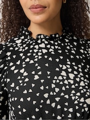 M&Co Black And White Spots Shirred Top - Image 4 of 6