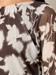 M&Co Brown Petite 3/4 Sleeve Crew Neck Floral Mesh Top - Image 4 of 5