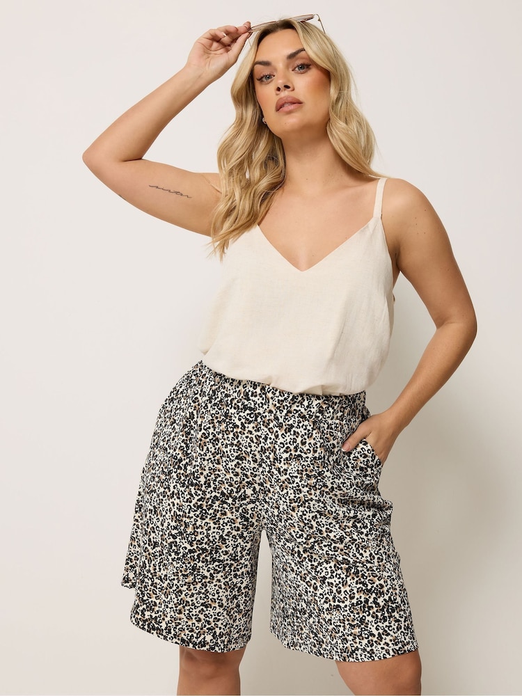 Yours Curve Brown Pull On Jersey Shorts - Image 1 of 5 Yours Curve Brown Pull On Jersey Shorts - Image 1 of 5