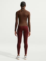 צבע חום קקאו, דגם Wow - Nike ז'קט צמוד בטכנולוגיית Dri-FIT עם רוכסן לכל האורך, קולקציית One - תמונה 4 מתוך 5