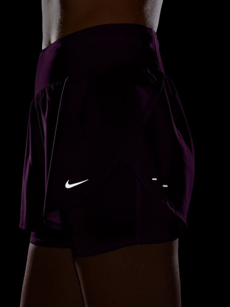 Nike Bold Berry Tempo Flow Dri-FIT High-Waisted 2-in-1 Running Shorts - Image 5 of 5
