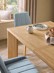 Light Natural Oak Effect Malvern 6 to 8 Seater Extending Dining Table - Image 12 of 13