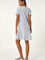 Roman – strukturiertes Stretch-Kleid mit Rüschensaum - Bild 3 von 5