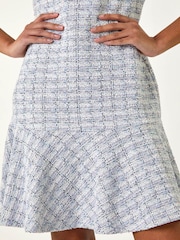 Roman – strukturiertes Stretch-Kleid mit Rüschensaum - Bild 5 von 5