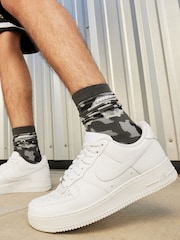 Nike White Air Force 1 Low Trainers - Image 10 of 10