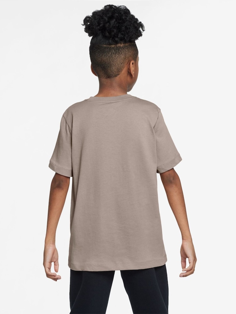 Nike Particle Grey Short Sleeve Club T-Shirt - Image 2 of 3