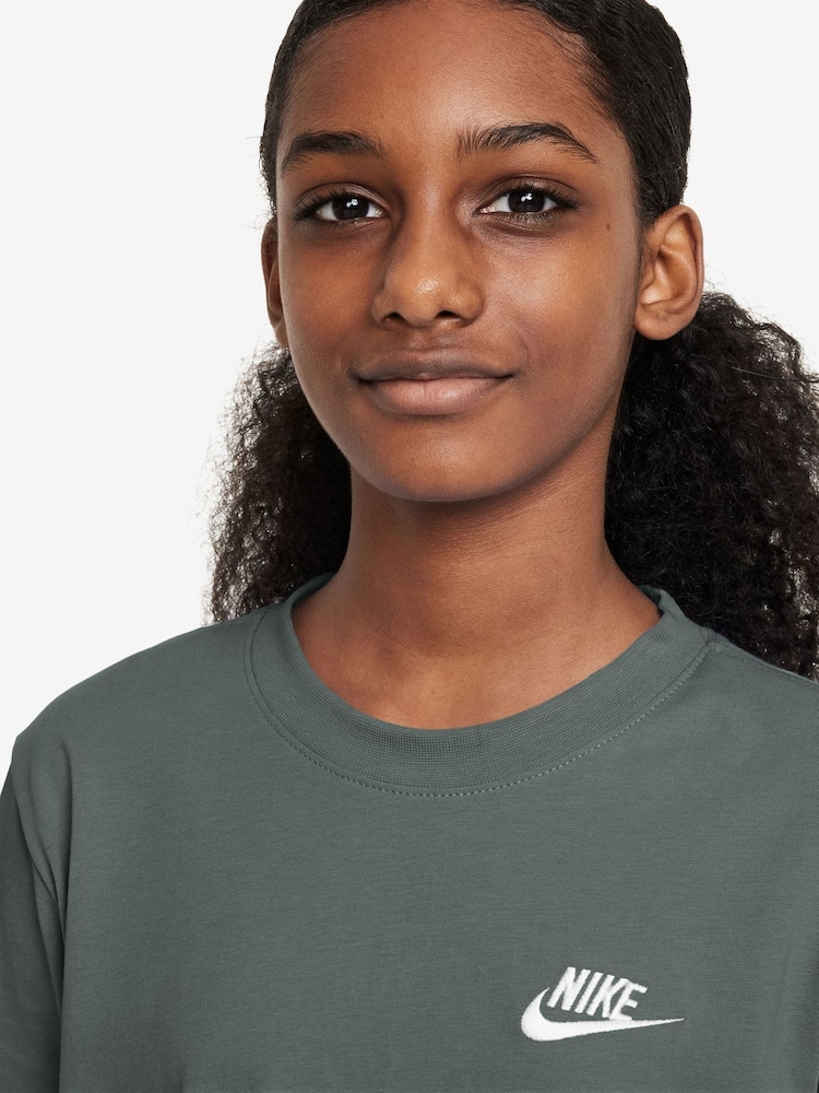 Nike Camo Green Sportswear Long Sleeve T-Shirt - Image 3 of 3