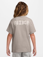 Lys brun - Nike t-shirt med logo og grafisk print - Billede 2 af 3
