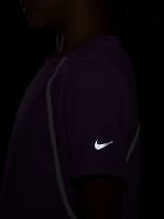 Nike Violet Purple Dri-FIT Tempo T-Shirt - Image 4 of 4