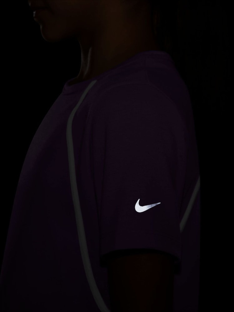 Nike Violet Purple Dri-FIT Tempo T-Shirt - Image 4 of 4 Nike Violet Purple Dri-FIT Tempo T-Shirt - Image 4 of 4