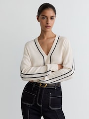 Reiss Ivory/Navy Mila Wool-Blend V-Neck Stripe-Detail Jumper with Cashmere - Image 4 of 6