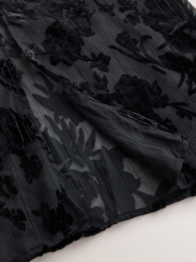Negro - Floral Devore Midi Skirt - Imagen 2 de 3 Negro - Floral Devore Midi Skirt - Imagen 2 de 3