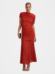 Abito lungo asimmetrico in rete con mantella Elouise Forever New - Immagine 1 di 4