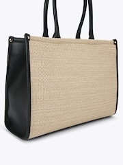 أسود - حقيبة نسائية كبيرة Sorrento Chuck In من Carvela - Image 3 of 4