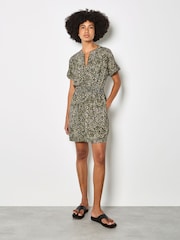 أخضر - Apricot Leopard Print Zip-Down Mini Dress - Image 2 of 5