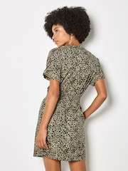 أخضر - Apricot Leopard Print Zip-Down Mini Dress - Image 3 of 5