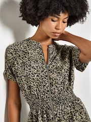 أخضر - Apricot Leopard Print Zip-Down Mini Dress - Image 5 of 5