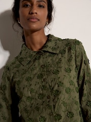 Apricot Applique Flowers Cropped Shirt - Imaginea 3 din 4