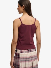 Superdry גופייה עם צווארון וי ועיטור, קולקציית Athletic Essentials - תמונה 2 מתוך 5