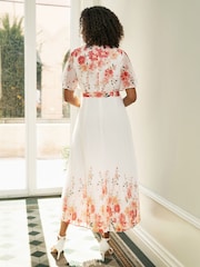 Yumi White Mirror Floral Design Pleated Midi Dress - Image 4 of 5