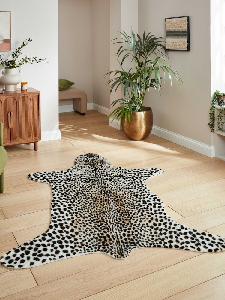 Think Rugs Brown Faux Fur Cheetah Animal Rug - Image 1 of 6 Think Rugs Brown Faux Fur Cheetah Animal Rug - Image 1 of 6