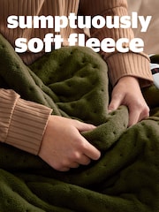 Silentnight Green Luxury 9-Heat Setting Heated Throw - Image 3 of 9