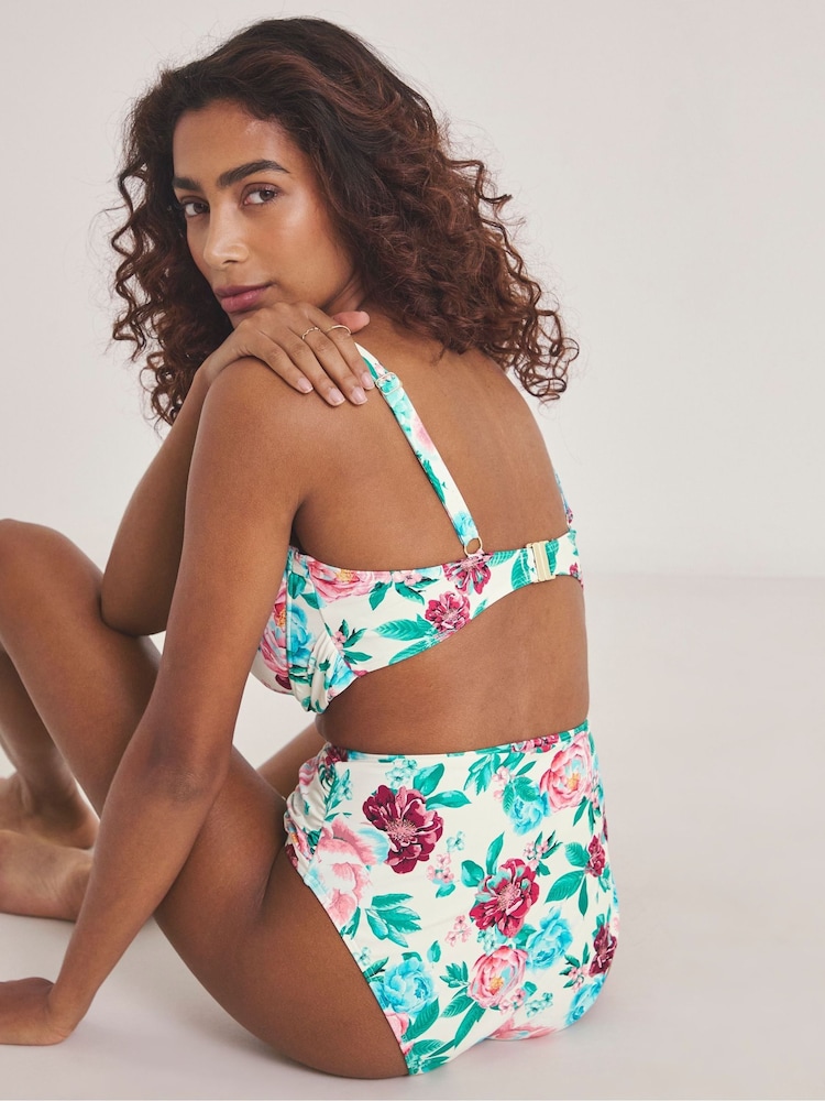 Simply Be White Magisculpt High Waisted Bikini Briefs - Image 2 of 4 Simply Be White Magisculpt High Waisted Bikini Briefs - Image 2 of 4