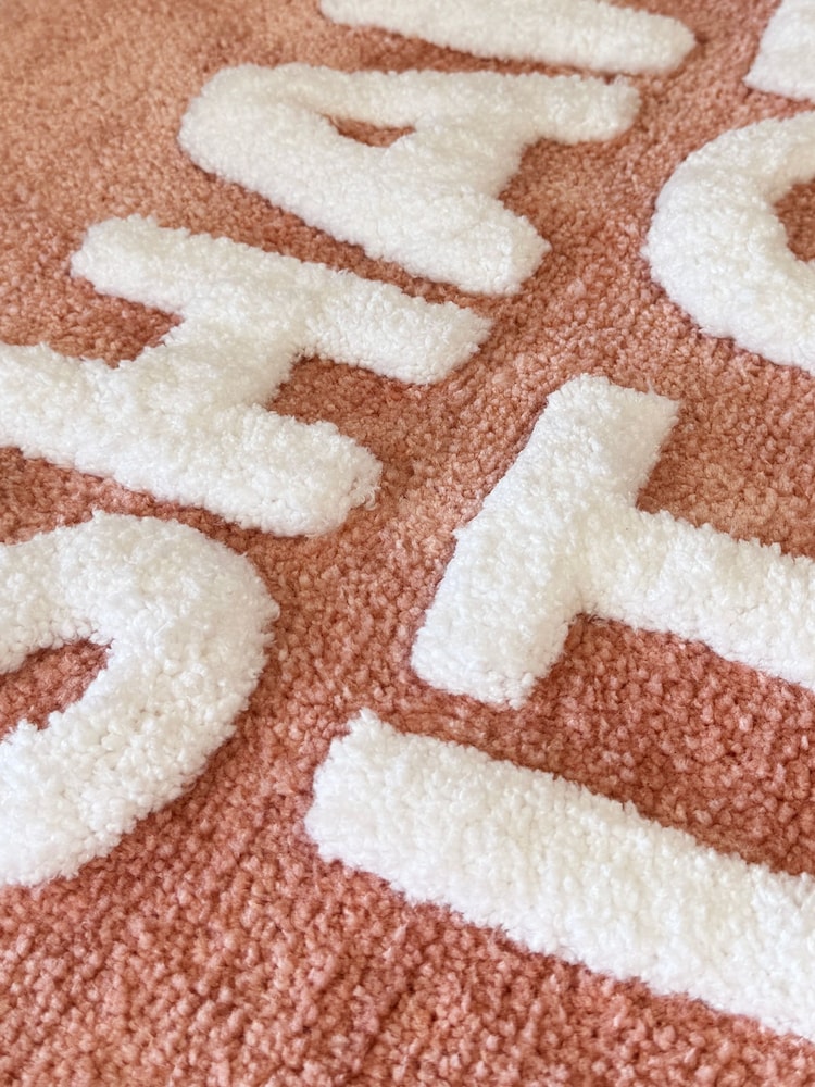Mooky Mats Pink White Shake It Off Slogan Bath Mat - Image 4 of 4 Mooky Mats Pink White Shake It Off Slogan Bath Mat - Image 4 of 4