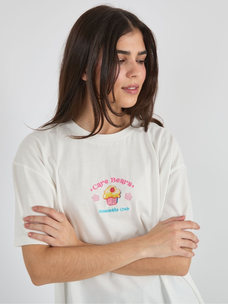 Skinnydip White Care Bears x Skinnydip Homebake Club T-Shirt - Image 2 of 3 Skinnydip White Care Bears x Skinnydip Homebake Club T-Shirt - Image 2 of 3