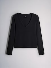 The Set 5 Pack V-Neck Ribbed Long Sleeve T-Shirts Brown/Black/Leopard Animal/Neutral/White - Image 3 of 8