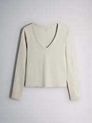The Set 5 Pack V-Neck Ribbed Long Sleeve T-Shirts Brown/Black/Leopard Animal/Neutral/White - Image 6 of 8