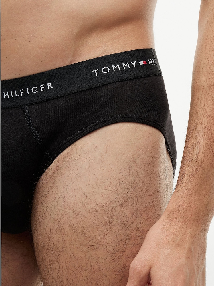 أسود كروم - حزمة من 3 قطع ملابس داخلية قطن قابلة للتمدد من Tommy Hilfiger - صورة 5 من 5 أسود كروم - حزمة من 3 قطع ملابس داخلية قطن قابلة للتمدد من Tommy Hilfiger - صورة 5 من 5