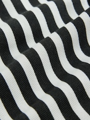 Black/White Twill Shorts (3-14yrs) - Image 6 of 6