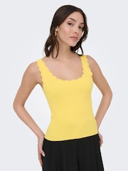 JDY Yellow Knitted Vest with Scallop Edge - Image 4 of 6
