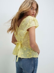 River Island Yellow lace Trim Heart Neck Floral Blouse - Image 4 of 4